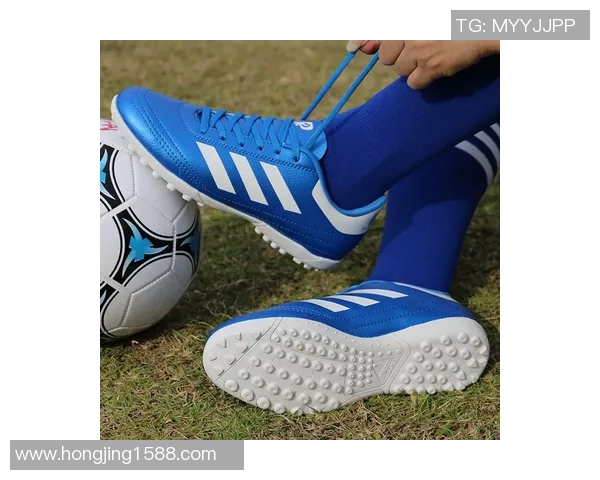 足球明星亲自挑选足球鞋展现个性与风格的独特魅力 足球明星亲自挑选足球鞋展现个性与风格的独特魅力