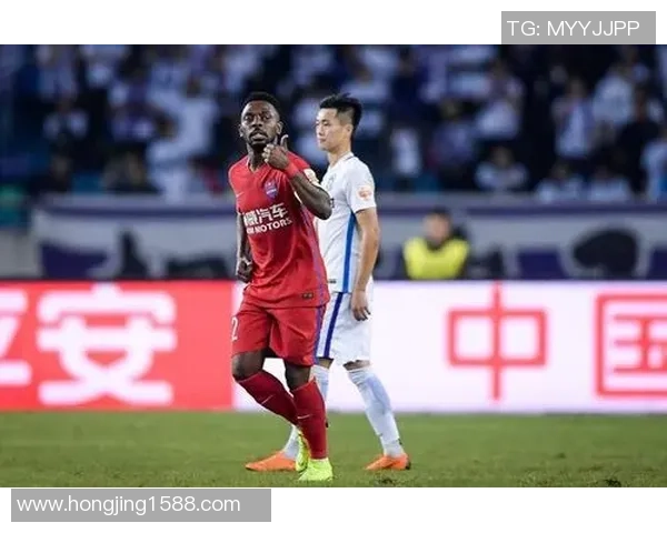 重庆篮球队在邀请赛中以84分稳居积分榜首位，表现出色引人瞩目