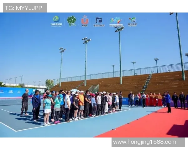 重庆网球队在总决赛中的灵活战术与团队协作展现出色表现